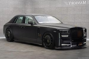 Explore the Unique Rolls-Royce Phantom Mansory Linea Nera dOro A Black Super Luxury Custom Car-6