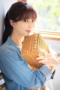 Riko Matsudaira - SPABOOKS: Captivating 'Swan-like Body Line' in SPA- Digital Photo Book-8