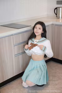 Lin Jia Xin Charming in Schoolgirl Outfit: Captivating XiuRen No.10379 Photo Set-11