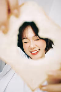 VGU No.25: Discover the Radiant Smile of a Young Woman with Relaxing Music-4