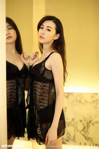 IMiss Vol.004 Collection Model: Discover the Alluring Charm of this Stunning Beauty-14