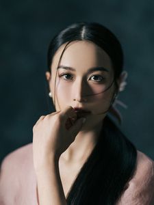 Artistic Portrait: Elegant Asian Woman with Lilies-5