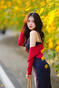 Elegant Asian Girl Portrait with Golden Flowers in Afternoon Sun 1000024552-2