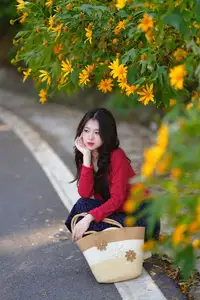 Elegant Asian Girl Portrait with Golden Flowers in Afternoon Sun 1000024552-18