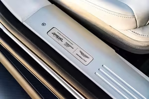 Aston Martin Vanquish Above & Beyond: Exclusive Yacht-Inspired Supercars for Billionaires-11