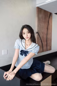 Shi An An Vol.360: Charming Schoolgirl Elegance in Modern Uniform - Exclusive XingYan Photo Collection-1