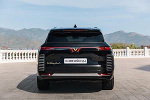 VinFast Lac Hong 900 LX Armored Super Luxury SUV, International Head of State Transport for National Day 2/9.-9