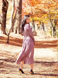 Machiyama Miho Scarlet: Captivating Elegance in Gentle Autumn Hues-7