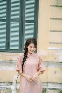 XVG No.26: Elegant Vietnamese Girl with a Charming Smile and White Orchids-24