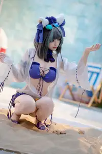 Coser Bangni Transforms into Alluring Swimsuit Cheshire on the Beach - (87P)-11