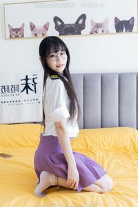 BoBoSocks No.538: Elegant Chinese Model in Mini Skirt, High Heels, and Crystal Socks-12