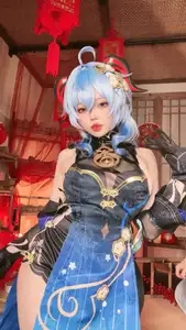 Coser Xiao Yao Yao Yao as Ganyu Lantern Rite: Mesmerizing Beauty in Traditional Festival Attire-7