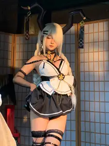 Coser Chunmomo Captivates in Alluring Part03 (65P) Photoshoot-7