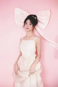 VGU No.189: Discover the sweet beauty of the girl in a white dress, charming with a unique style in a dreamy pink setting.-5