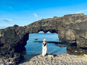 Ly Son's To Vo Gate: Mesmerizing Sunset Moments, An Unmissable Check-in Spot-11