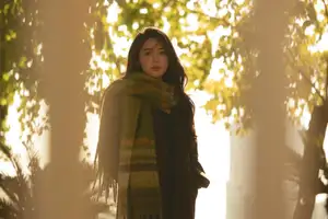 Discover the Serene Natural Beauty of an Asian Girl in a Warm Golden Hour Portrait 1047274-2