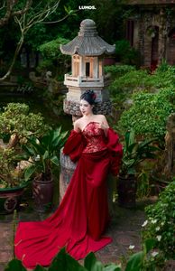 Traditional Vietnamese Beauty: Elegant Woman with Red Lantern, Capturing Asian Charm. 1000018929.jpg-9