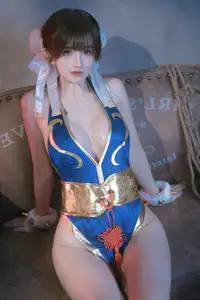 Coser Lu Ba Sui: Chun-Li's Alluring Combat Training Guide-7