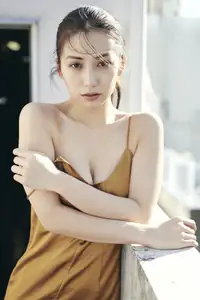 Airi Sato - FRIDAY Digital: Captivating Shinjuku Loneliness Moment JP-0014-20