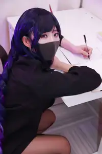 Li Jia's Enigmatic Charm: A Glimpse (0010)-15