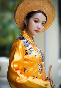 Traditional Vietnamese Beauty: Elegant Lady in Royal Attire & Conical Hat-4