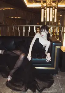 Discover Rena Miyashita's Elegant Charm in the Captivating LadyMary Part01 Collection-9