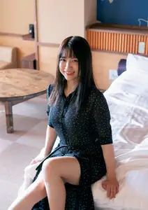 Suzuhara Riko: Radiant Smile On Green Grass Soft Warm Moments Of A Japanese Girl-20