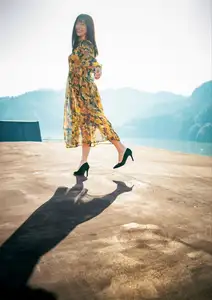 Suzuhara Riko: Radiant Smile On Green Grass Soft Warm Moments Of A Japanese Girl-6