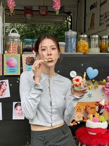 Baifern Pimchanok: Thai Screen Goddess Charms with Chic Everyday Style-1