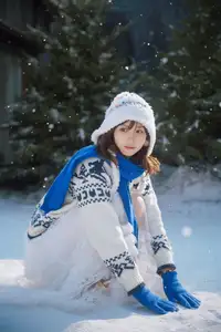 Cozy Winter Charm: Pao Pao Xiao Mie's Warmth Amidst the Snow Vol.8544-20