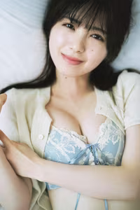 Ayame Tsutsui (Nogizaka46): Unveiling Serene Charm in 1st Photobook Kanjou no Sukima Part03-12
