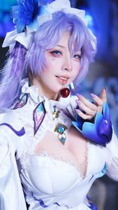 Dive into Wuthering Waves: Zouluyiao Zly's Enchanting Cantarella Cosplay - A Magical Frozen World Experience-12