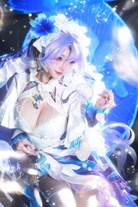 Dive into Wuthering Waves: Zouluyiao Zly's Enchanting Cantarella Cosplay - A Magical Frozen World Experience-11