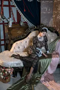 Coser Yunx1x1's Elegant Maid Cosplay in a Luxurious Setting: Shuncong Part01.-7