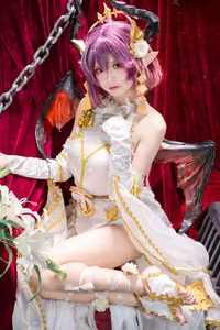 Coser Jiu Qi Miao as Granblue Fantasy Grea: Enchanting and Regal Cosplay Masterpiece-12