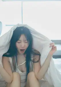 Yokono Sumire: Captivating Beauty in Her Exclusive Digital Photobook - No One Part01-19