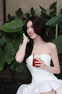 VGU No.95: Pure White Elegance: Captivating Charm of an Asian Beauty in a Modern Cafe-6