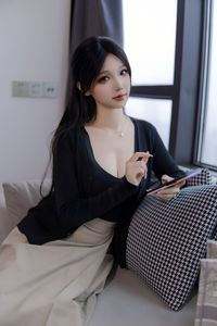 Coser Xueqing Astra: Elegant & Alluring OL Style - 0073-35
