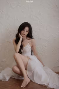 XVG No.47: Ethereal Beauty of a Woman in White, Dreamy Allure Captured-12