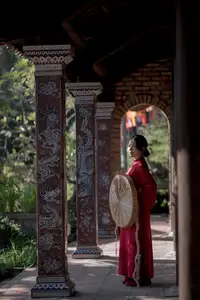 Graceful Vietnamese Traditional Ao Dai: Timeless Elegance 1000024747-14