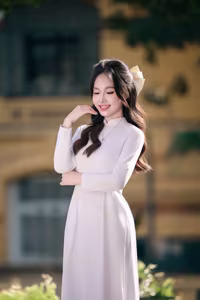 VGU No.57: Elegant Vietnamese Student in White Ao Dai, Pure Beauty Captivates.-2