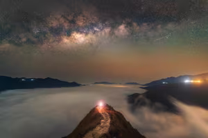 Ta Xua: Majestic Sunrise Over Sea of Clouds in Northwest Vietnam – A Photographer's Paradise-2