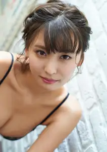 Natsuki Sena: Captivating Charm & Alluring Gaze from Munasawagi no G-9