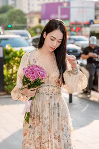 XVG No.16: Floral Dream - Radiant Beauty with a Rose Bouquet in Golden Sunset Light.-1