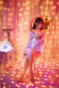 Shimmering Allure in Studio Shoot Part01 - Immersed in Ethereal Light-4