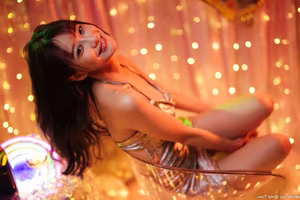 Shimmering Allure in Studio Shoot Part01 - Immersed in Ethereal Light-2