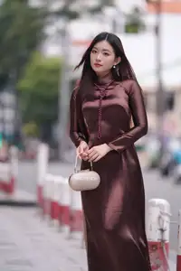 Elegant Modern Ao Dai Beauty Captivates on City Streets | Graceful & Alluring 1000025274-5