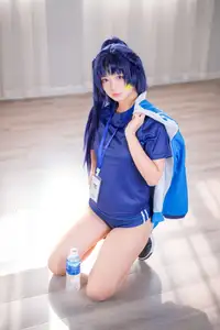 Discover the Alluring Charm of Coser Xi Huan Ai Li Ma in Yuuka's Gymnastics Outfit (56P)-17