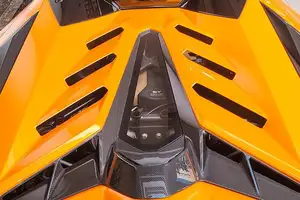 Lamborghini Aventador SVJ in Phu Yen: Luxury Supercar Meets Unique Street Cuisine-6