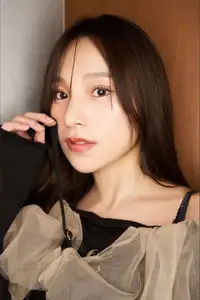 Immerse in Ayaka Hidarihata's Pure Beauty: A Captivating Portrait-0